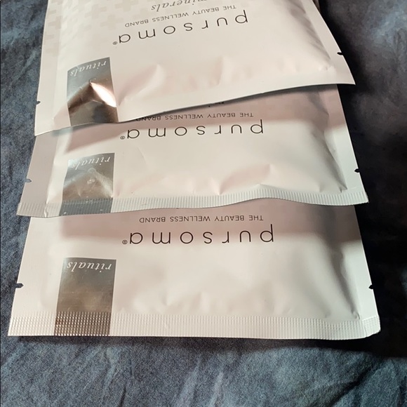❌SOLD❌Bundle of 3 - Pursoma Minerals De Mer Soaks - Picture 7 of 8